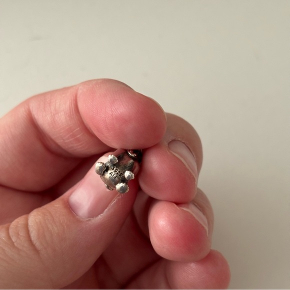 Labrador Dog Pandora Charm - Picture 4 of 4